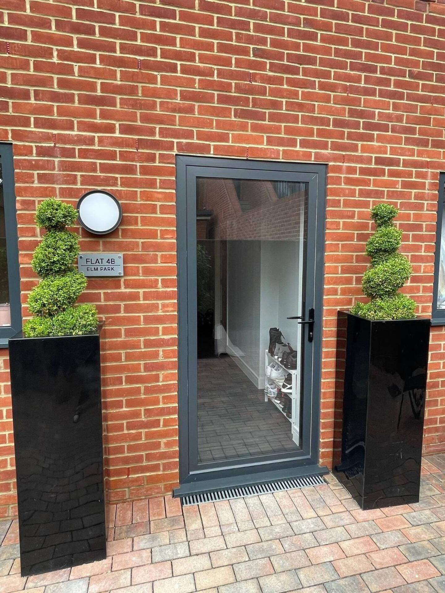 D & D Luxury Apartments Stanmore  Buitenkant foto